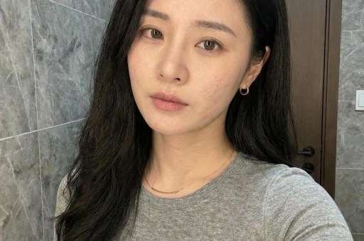 田曦薇是一线小花吗？井柏然有微调？翟潇闻郭耘奇近况曝光大经纪人日常揭秘