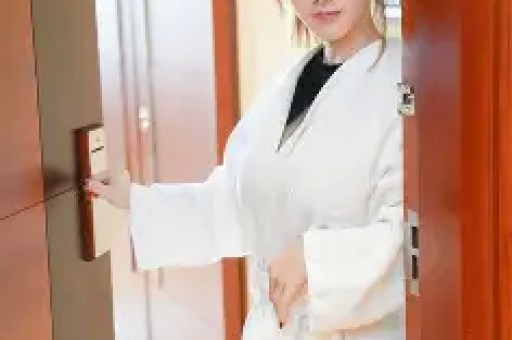 和妻子丁克和情人生子新剧被换脸央视彻底撕下他的体面！